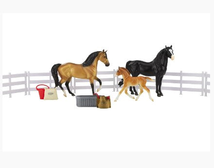 Breyer Freedom Series Spanish Mustang Family 3 Piece Set