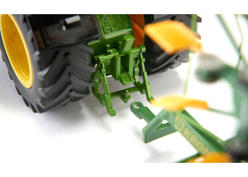 Siku - 3290 John Deere 8R 370 1:32 Scale