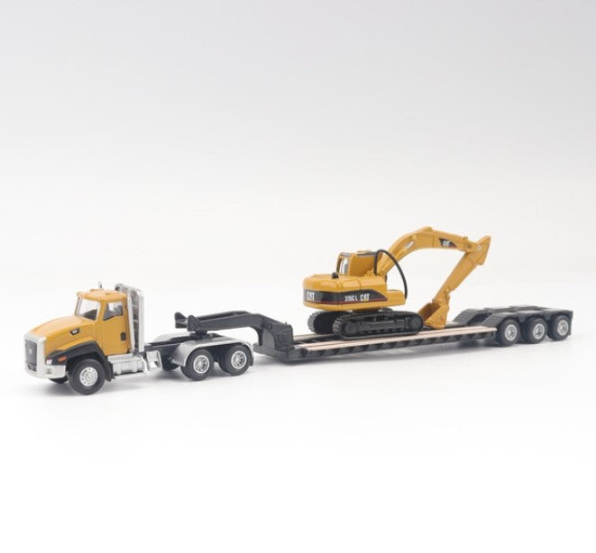 CAT CT660 Cab Tractor & Lowboy with Excavator 1:87 scale